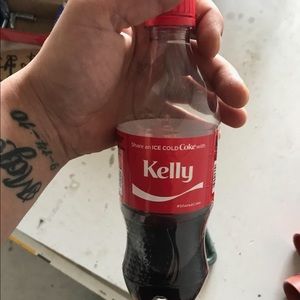 Meet your Posher, Kelly